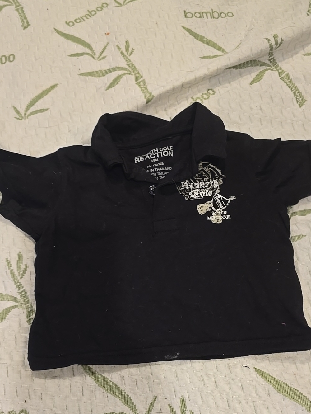 ❤️10/$13 Kenneth Cole Reaction Baby Shirt